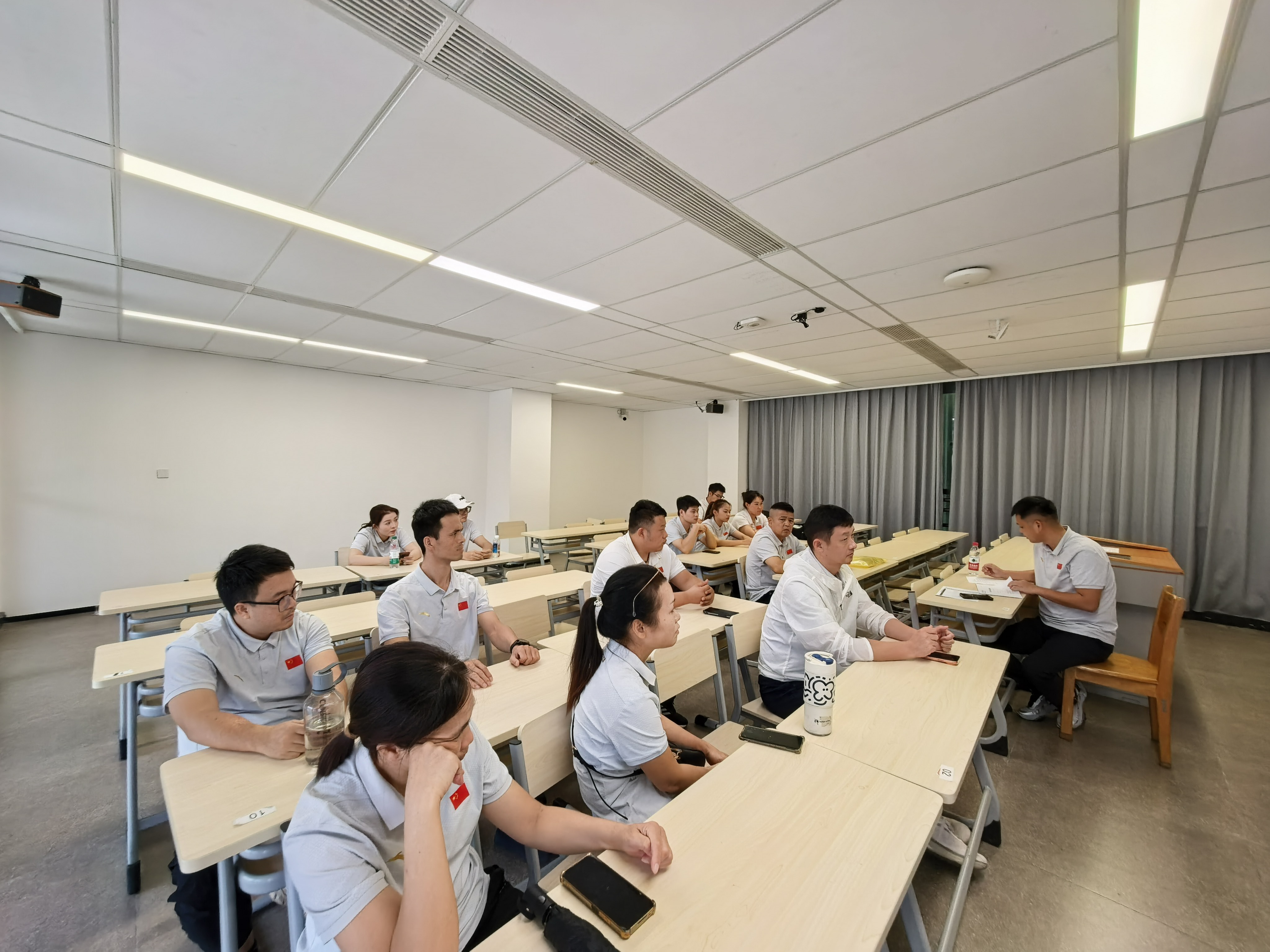 公体第二教研室会议.jpg