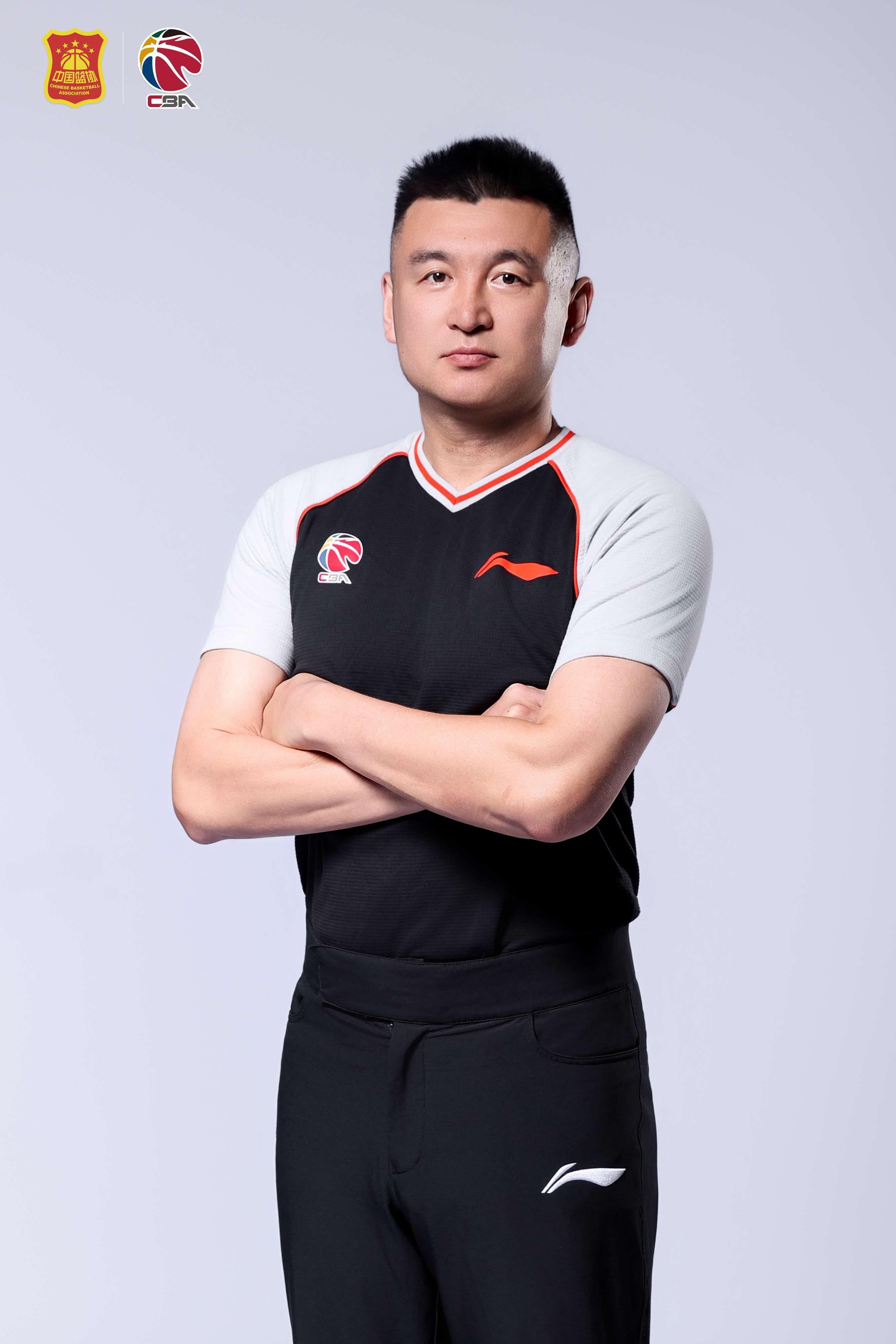 杨晓光照片.jpg